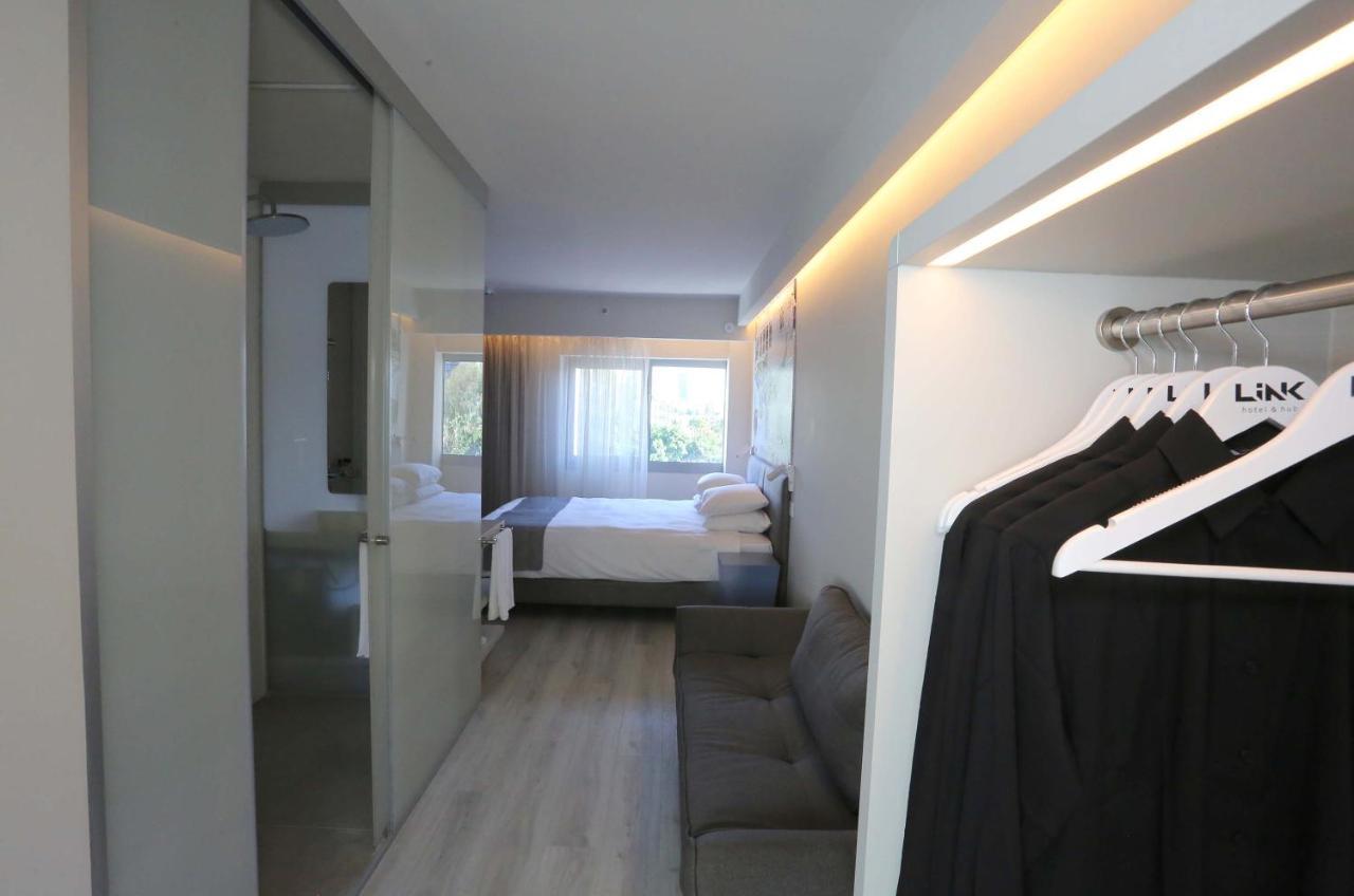 Link Hotel & Hub By Dan Hotels Tel Aviv Exteriör bild