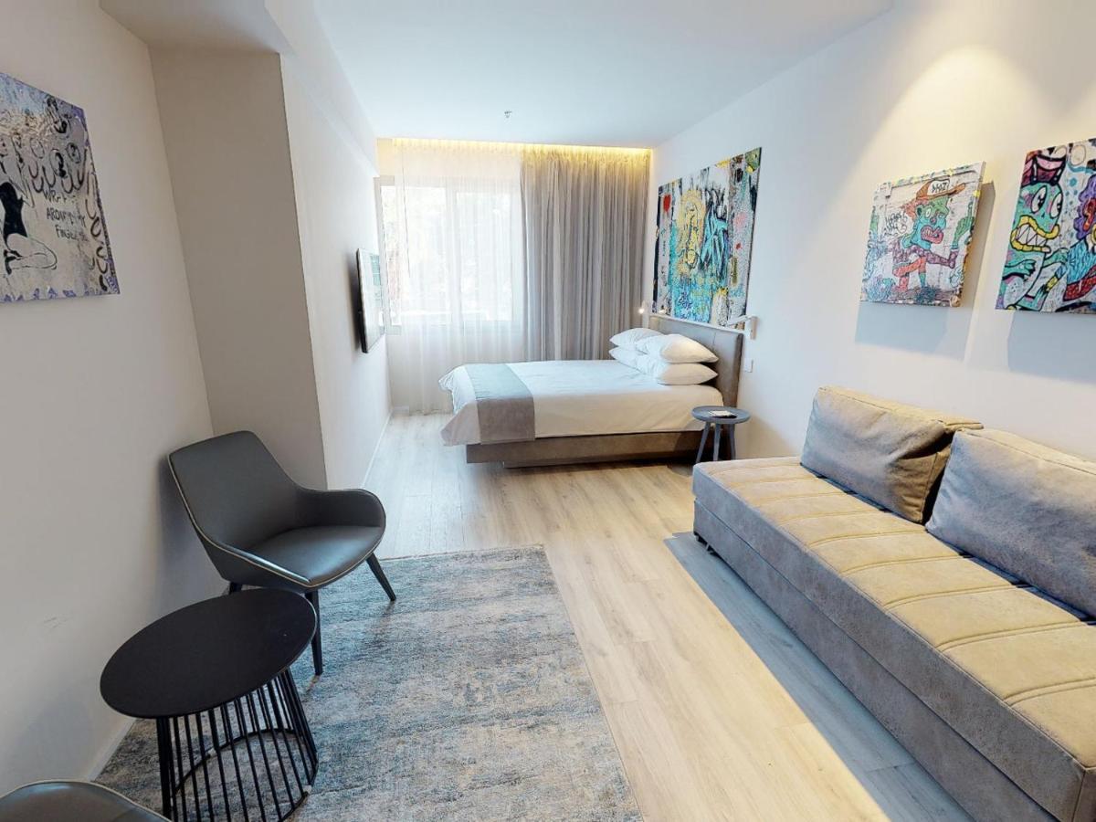 Link Hotel & Hub By Dan Hotels Tel Aviv Exteriör bild