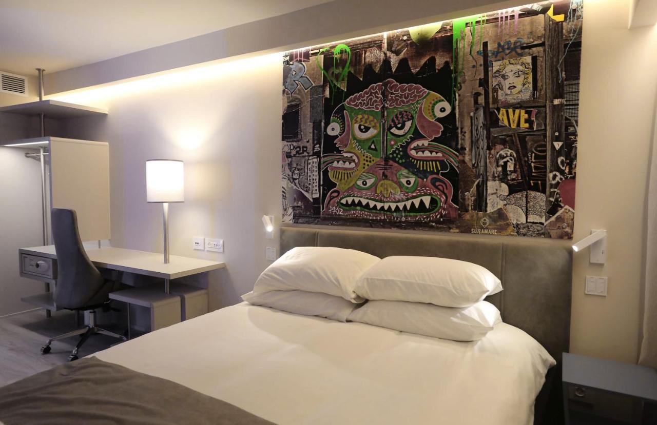 Link Hotel & Hub By Dan Hotels Tel Aviv Exteriör bild